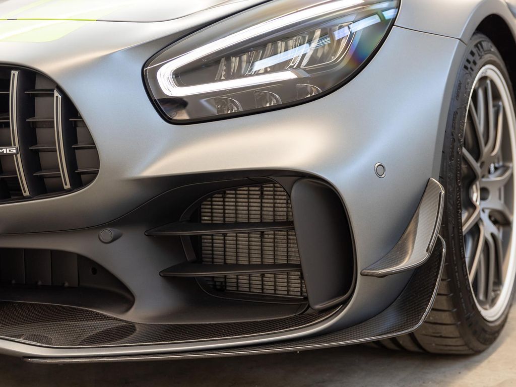Mercedes-Benz AMG GT R 2020