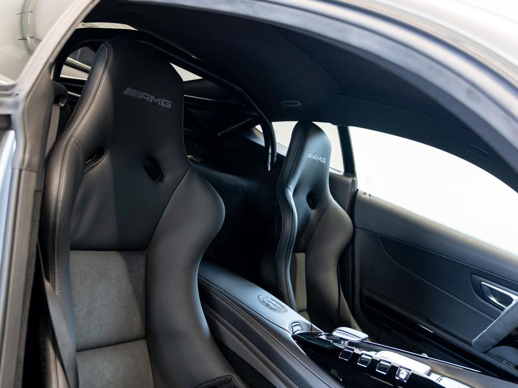 Mercedes-Benz AMG GT R 2020