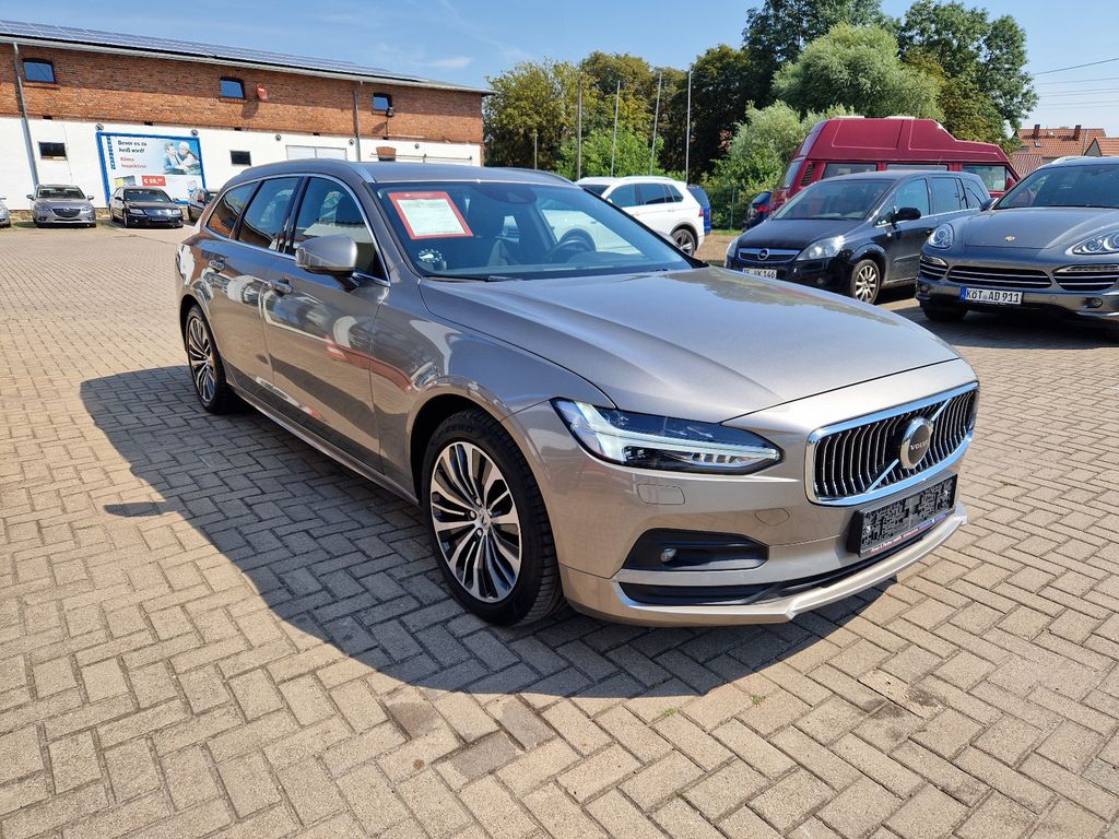 Volvo V90 2022