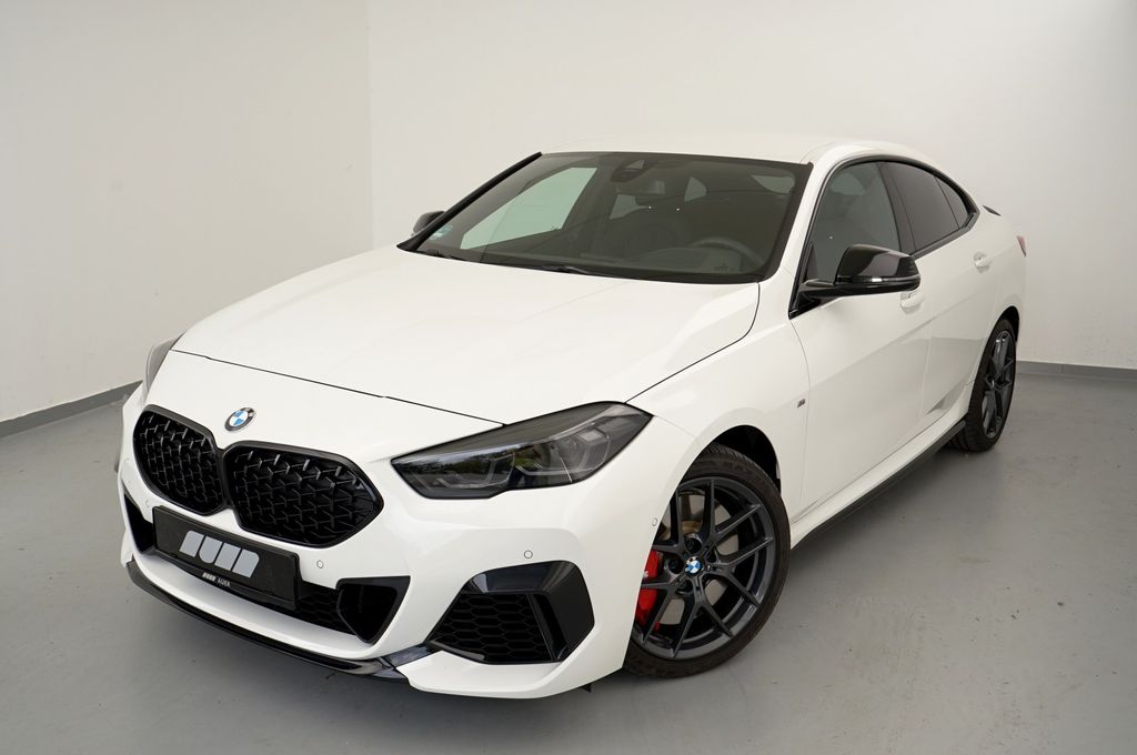 BMW M235 2024