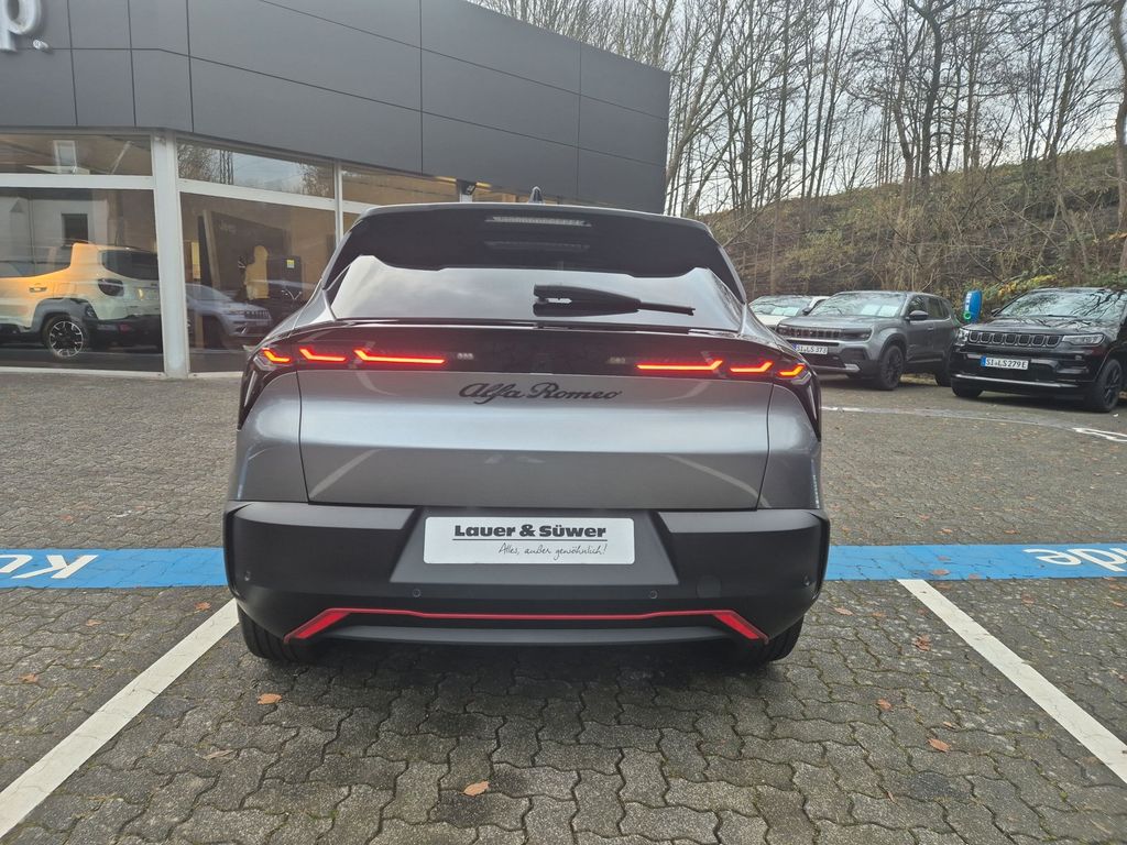 Alfa Romeo Junior 2025