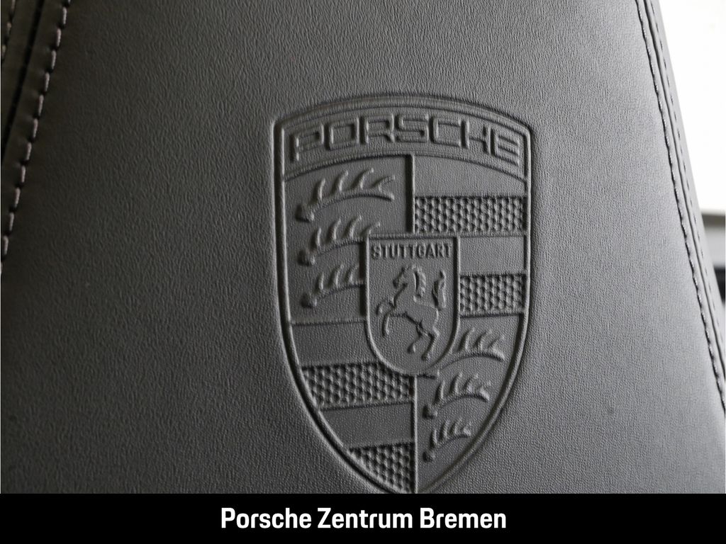 Porsche 992 2025
