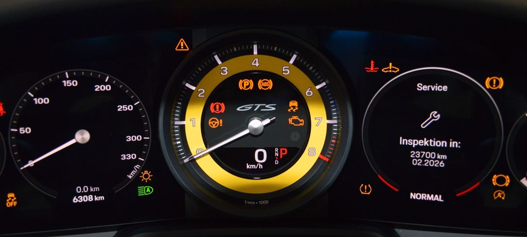Porsche 992 2024