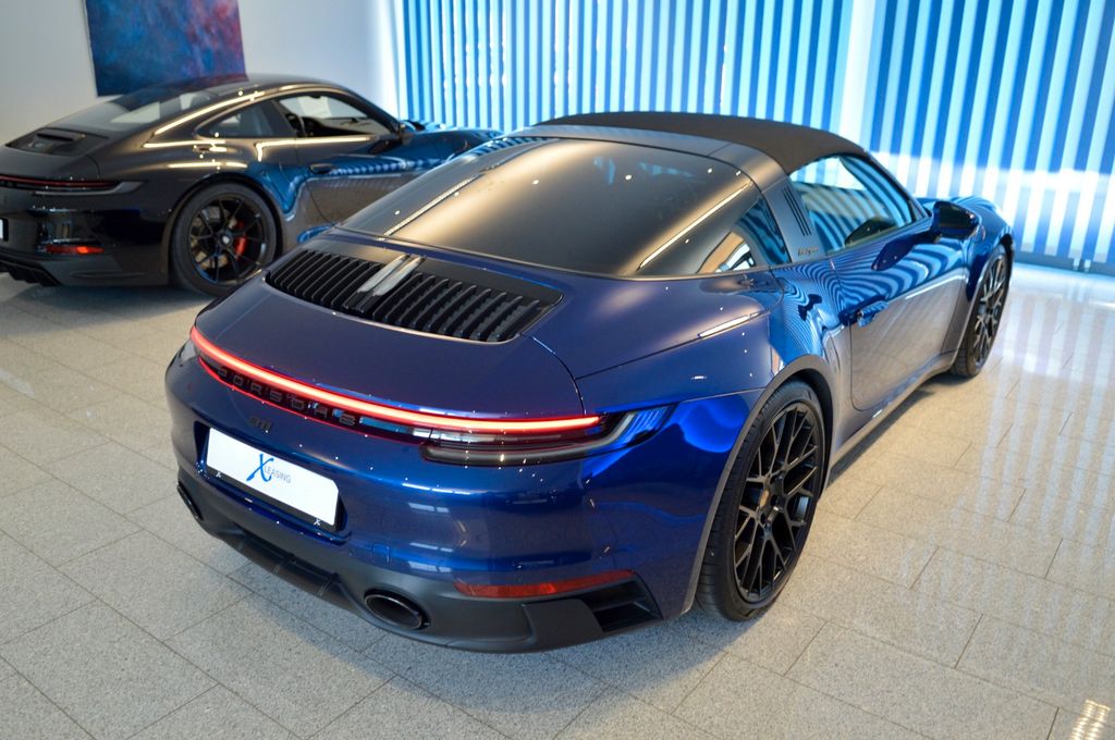 Porsche 992 2024