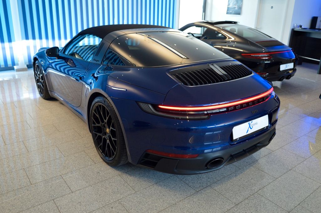 Porsche 992 2024