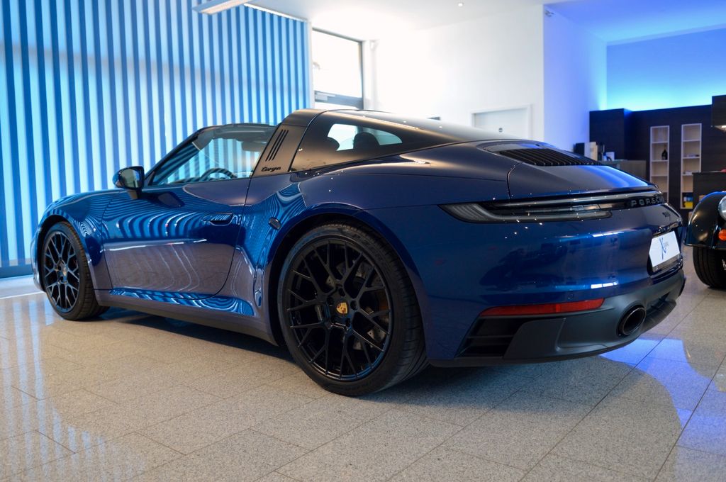 Porsche 992 2024