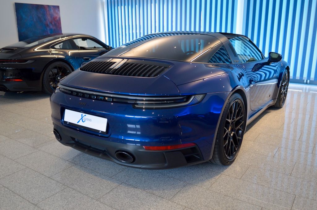 Porsche 992 2024