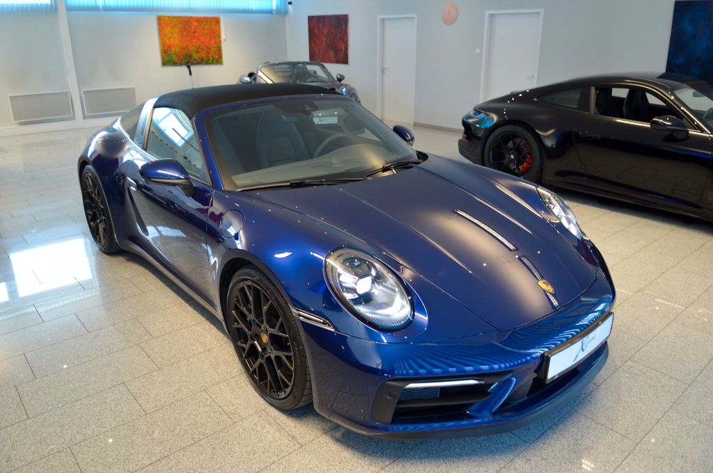 Porsche 992 2024