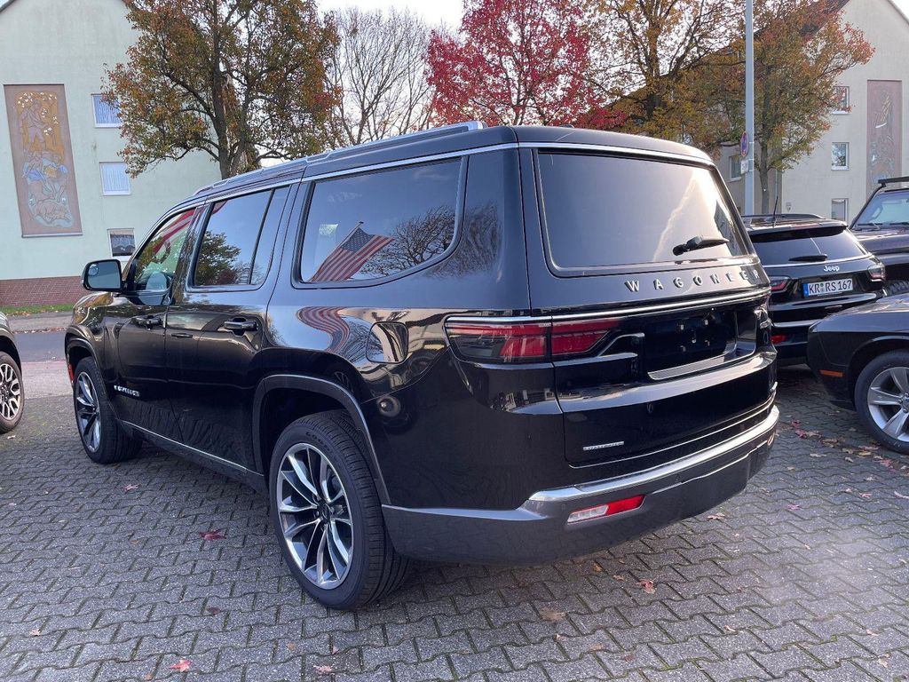 Jeep Wagoneer 2023