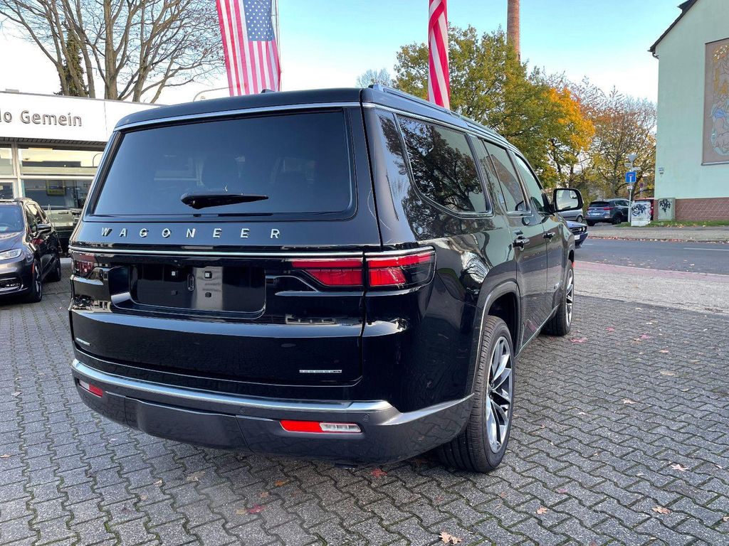 Jeep Wagoneer 2023