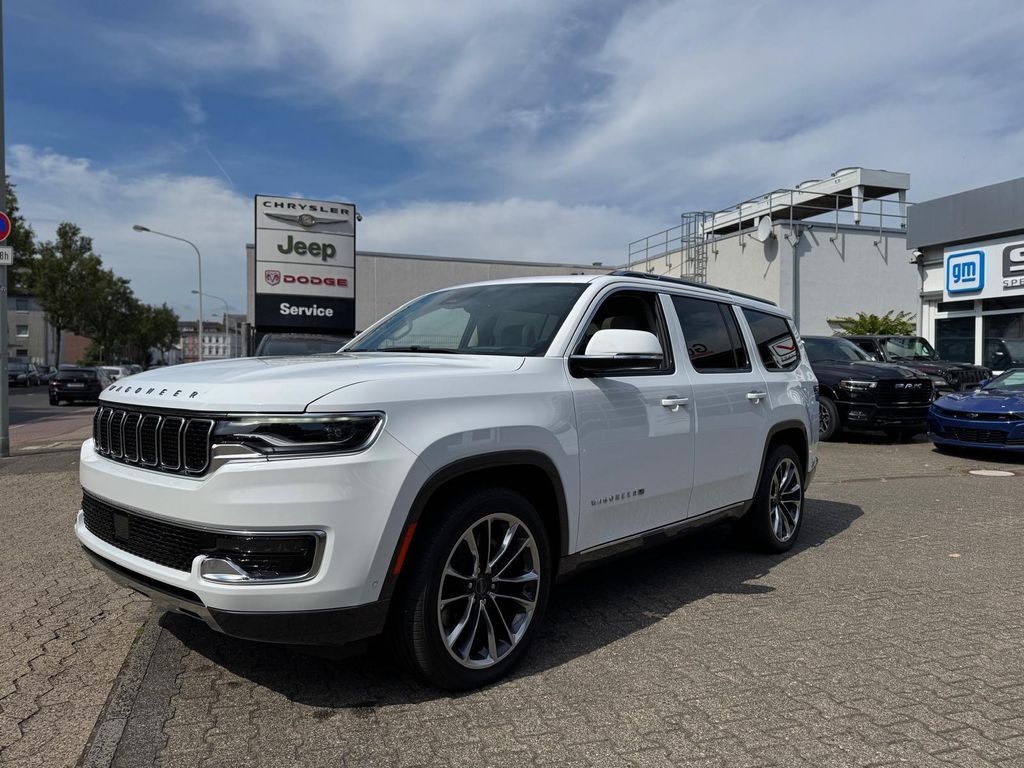 Jeep Wagoneer