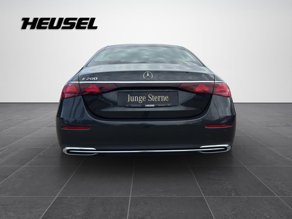 Mercedes-Benz E 200 2023