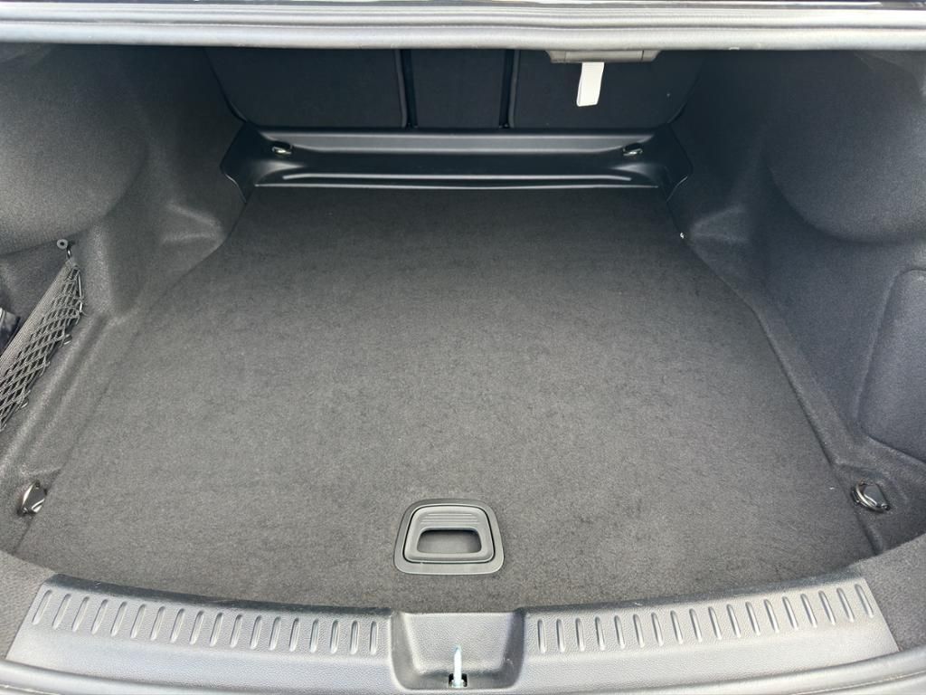 Mercedes-Benz E 200 2023