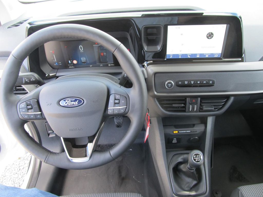 Ford Transit Courier 2024