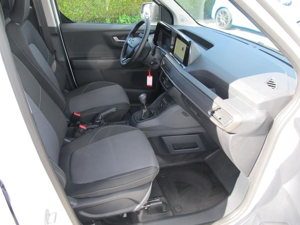 Ford Transit Courier 2024