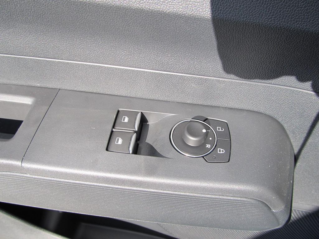 Ford Transit Courier 2024