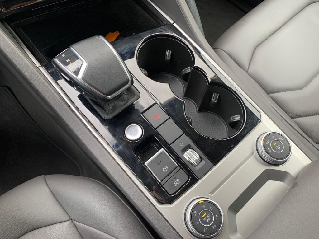 Volkswagen Touareg 2021