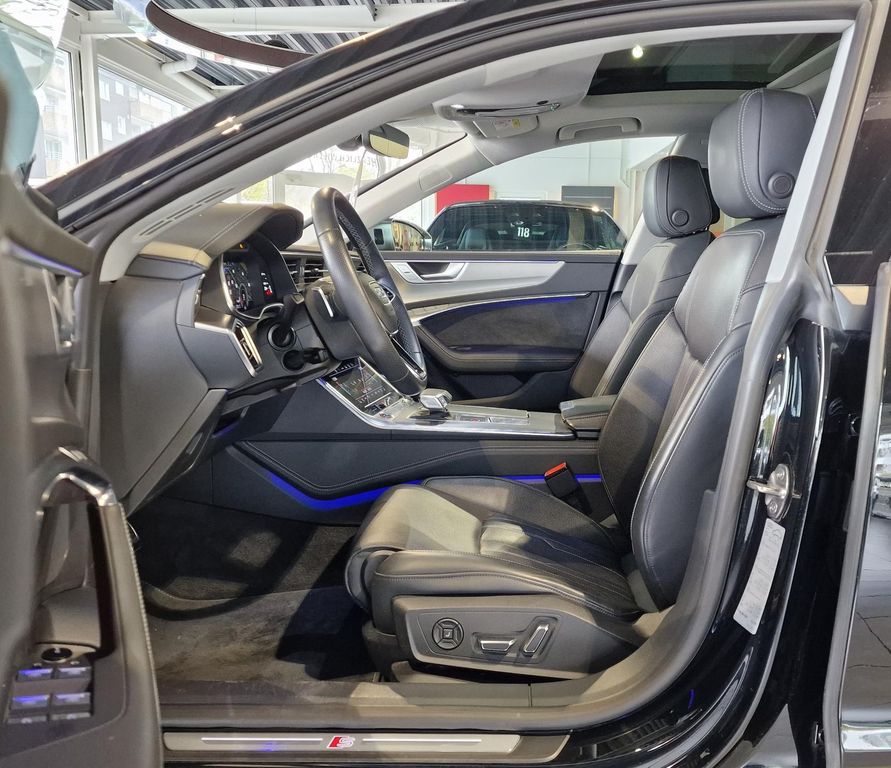 Audi S7 2023