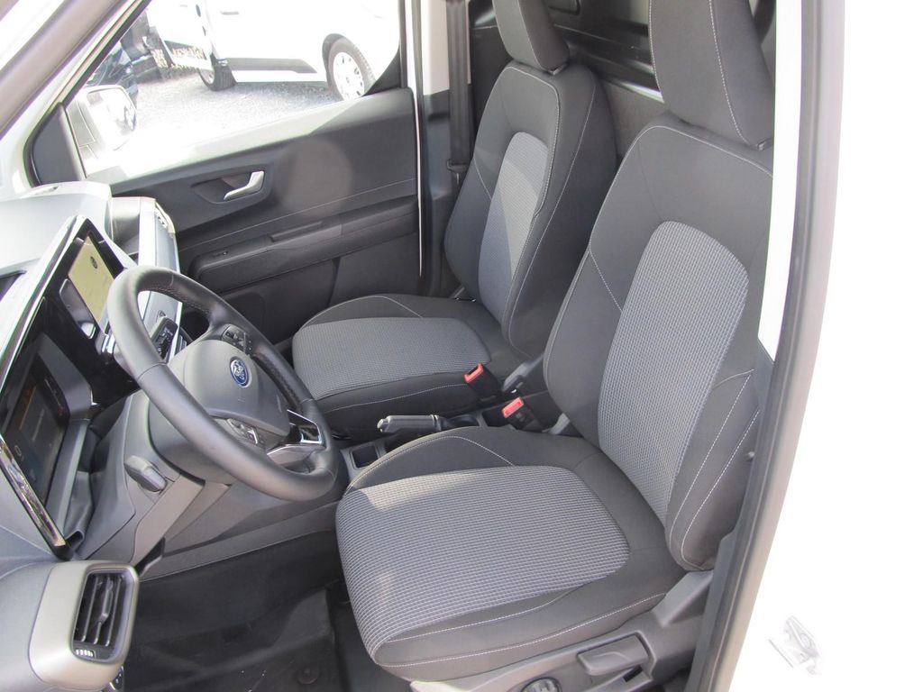 Ford Transit Courier 2024