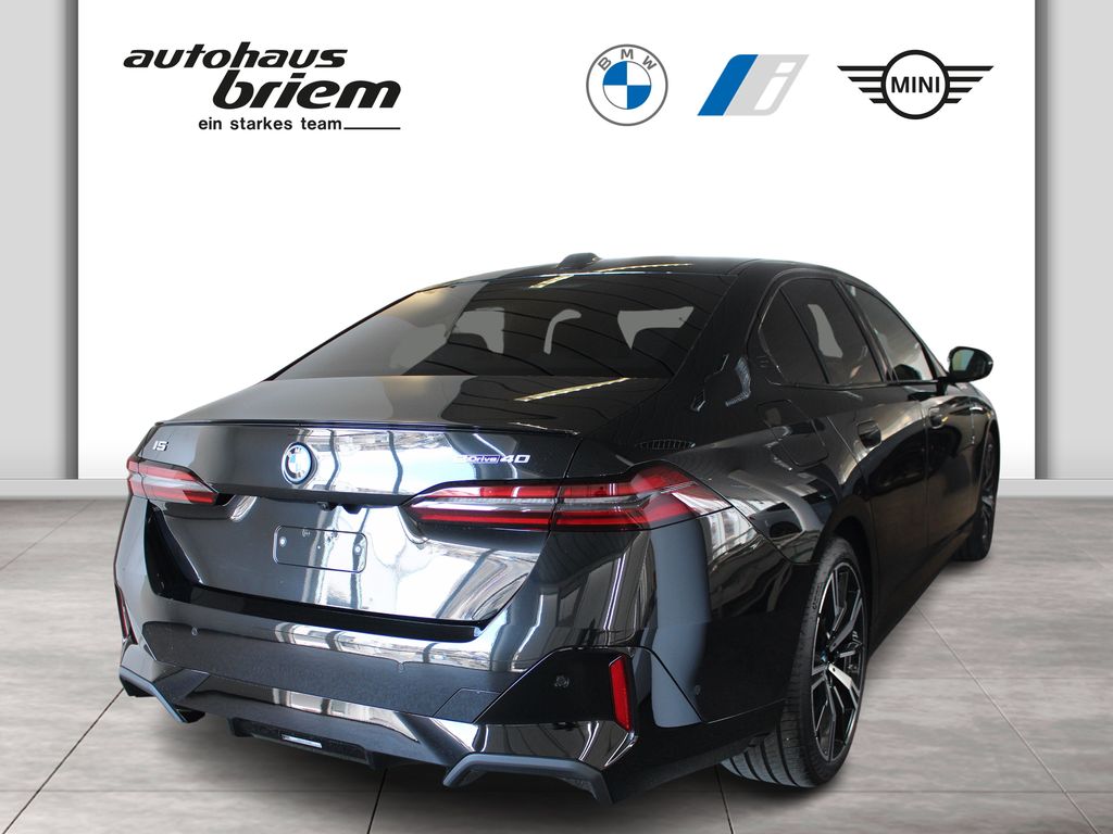 BMW i5 2025