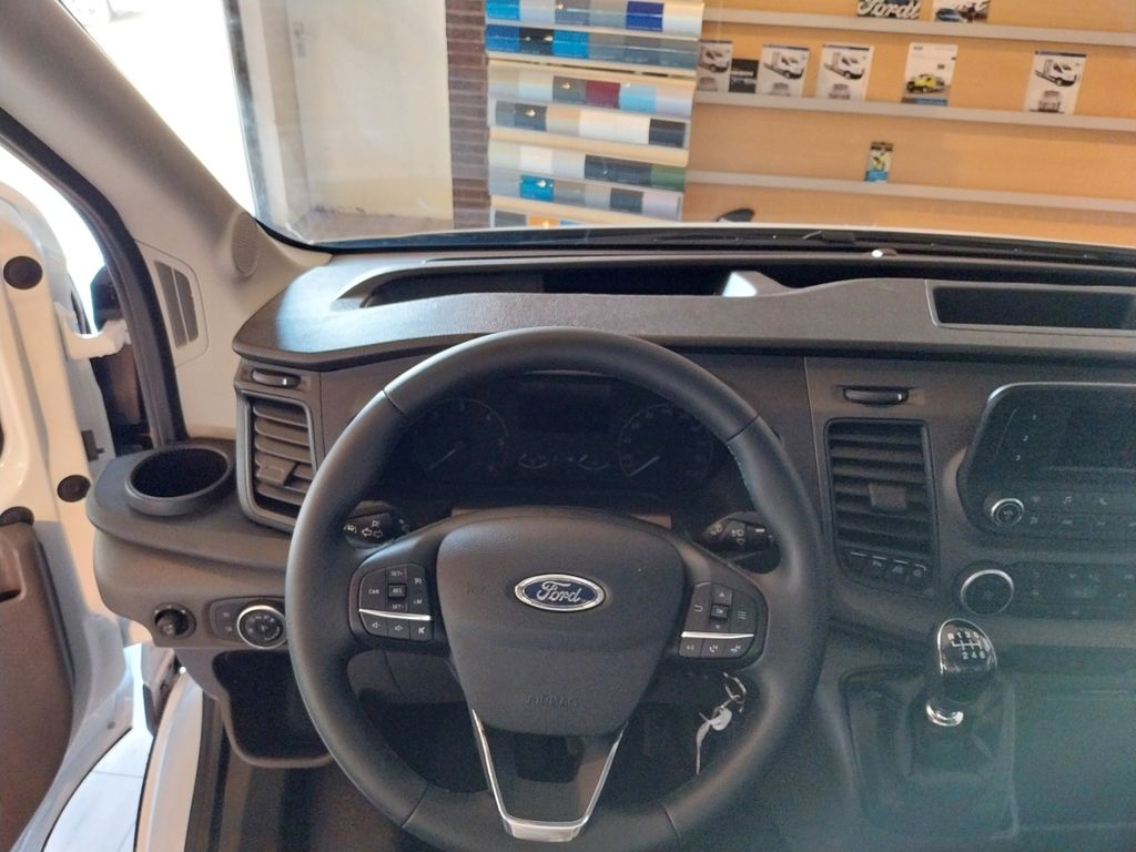 Ford Transit 2025