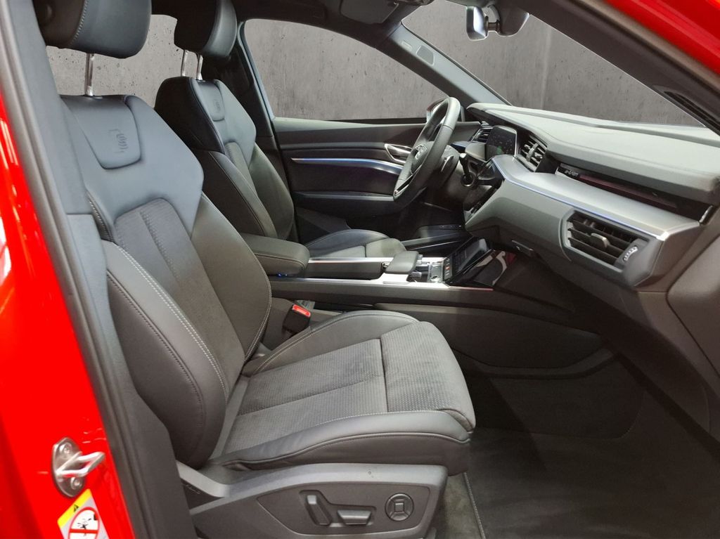 Audi SQ8 2024