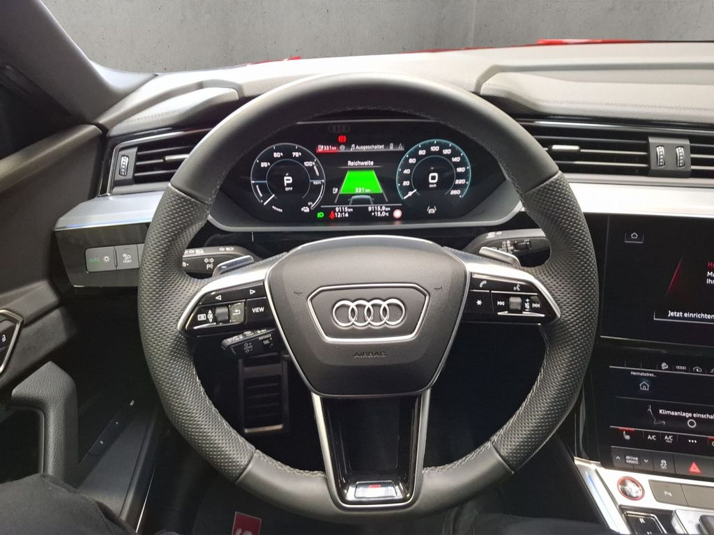 Audi SQ8 2024