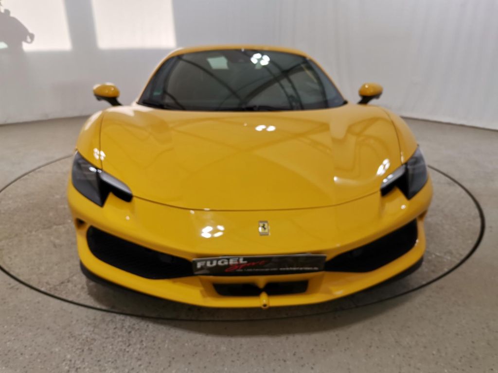 Ferrari 296 GTS 2023