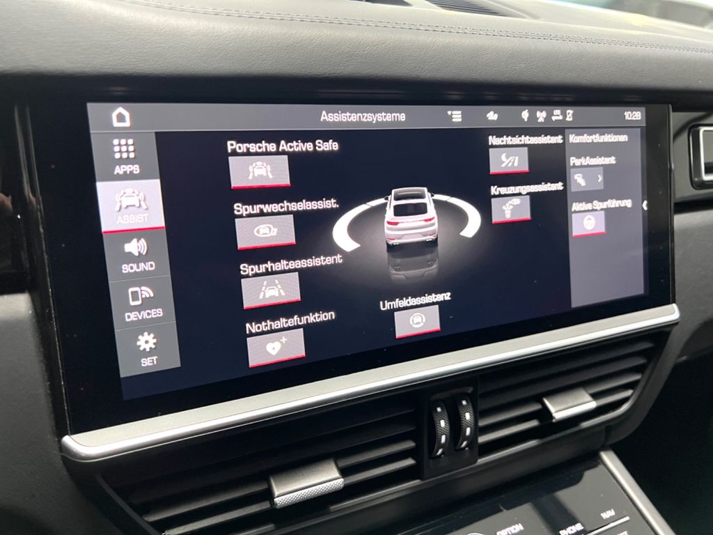 Porsche Cayenne 2021