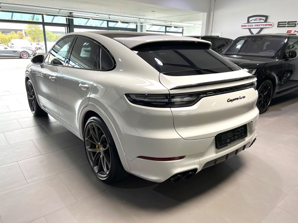 Porsche Cayenne 2021