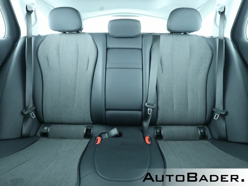 Mercedes-Benz E 200 2023