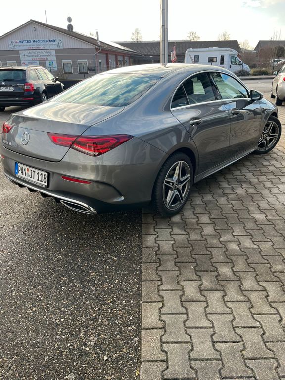 Mercedes-Benz CLA 180 2023