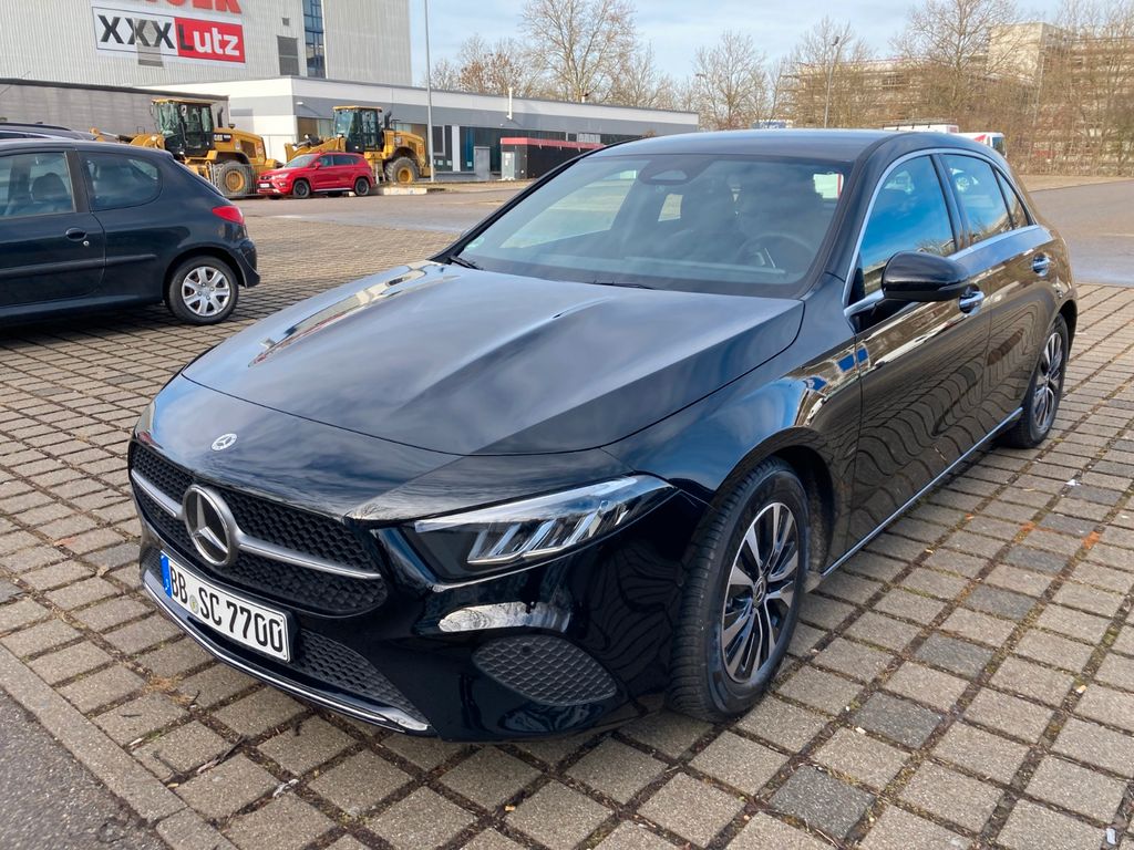 Mercedes-Benz A 180 2023