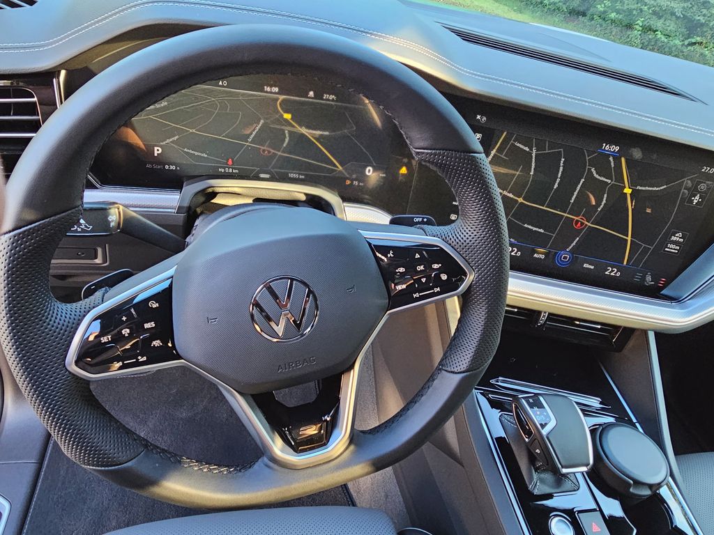 Volkswagen Touareg 2025