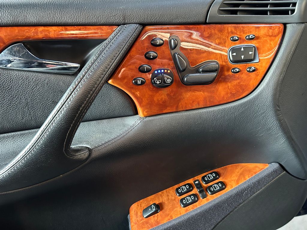 Mercedes-Benz CL 500 2002