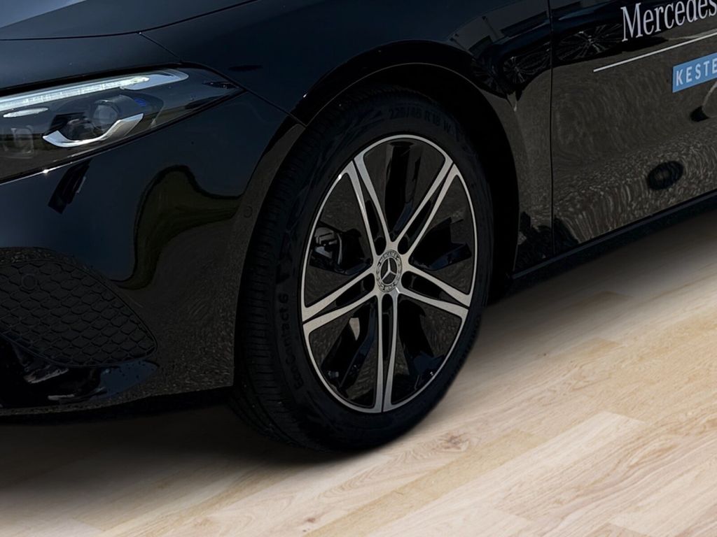 Mercedes-Benz A 200 2025