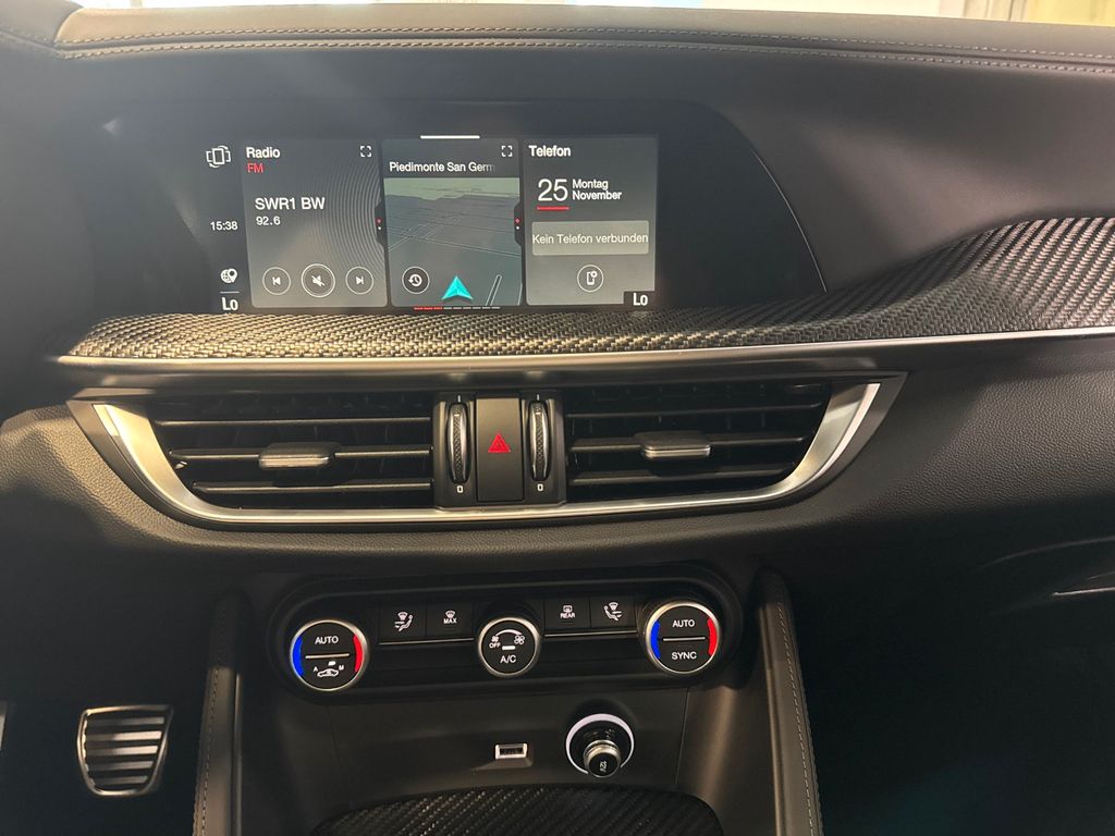 Alfa Romeo Stelvio 2024