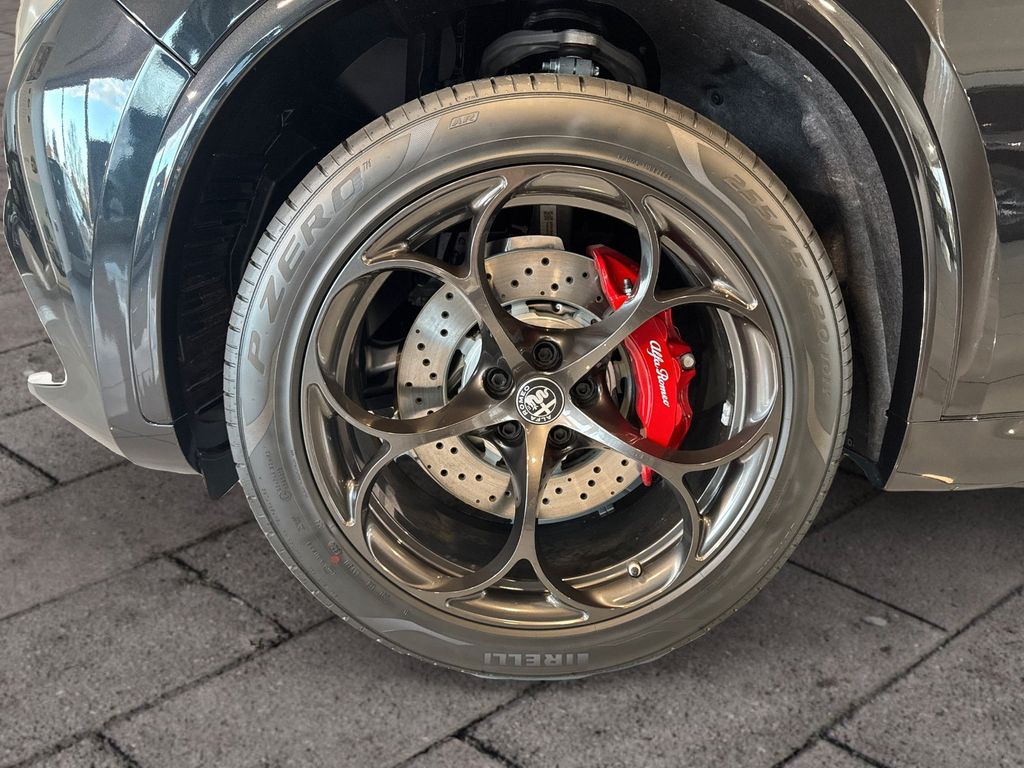 Alfa Romeo Stelvio 2024