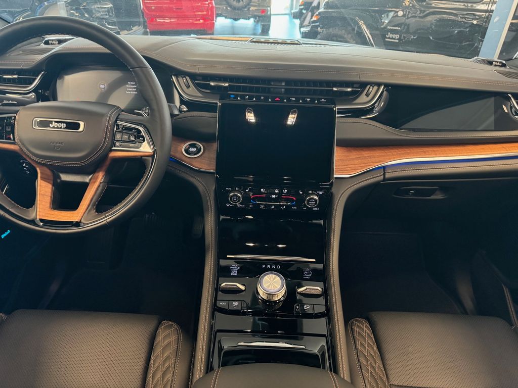 Jeep Grand Cherokee 2023