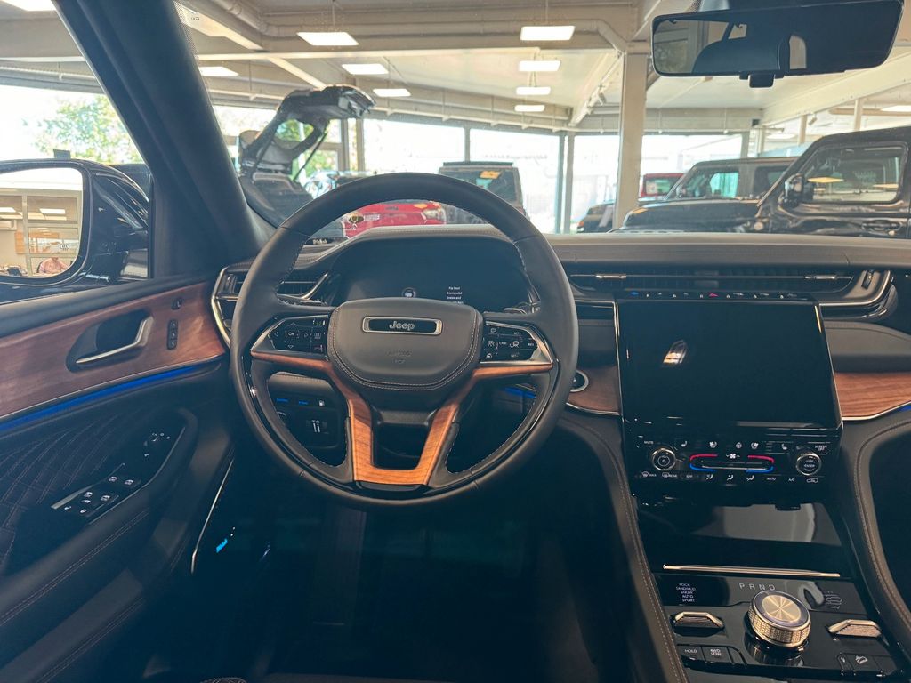 Jeep Grand Cherokee 2023