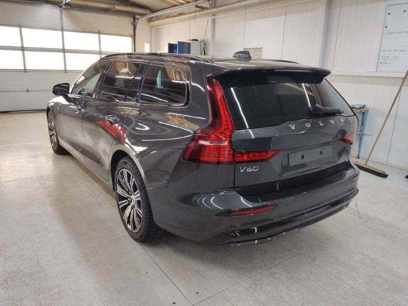 Volvo V60 2024