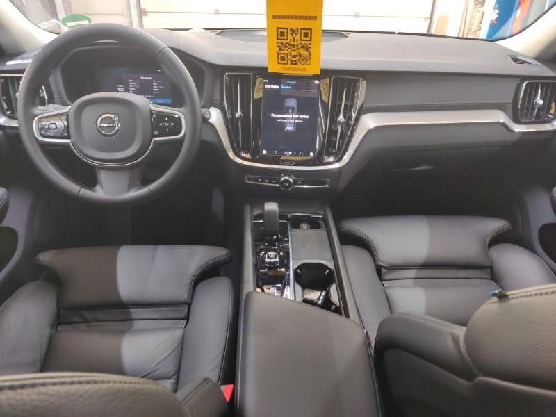 Volvo V60 2024