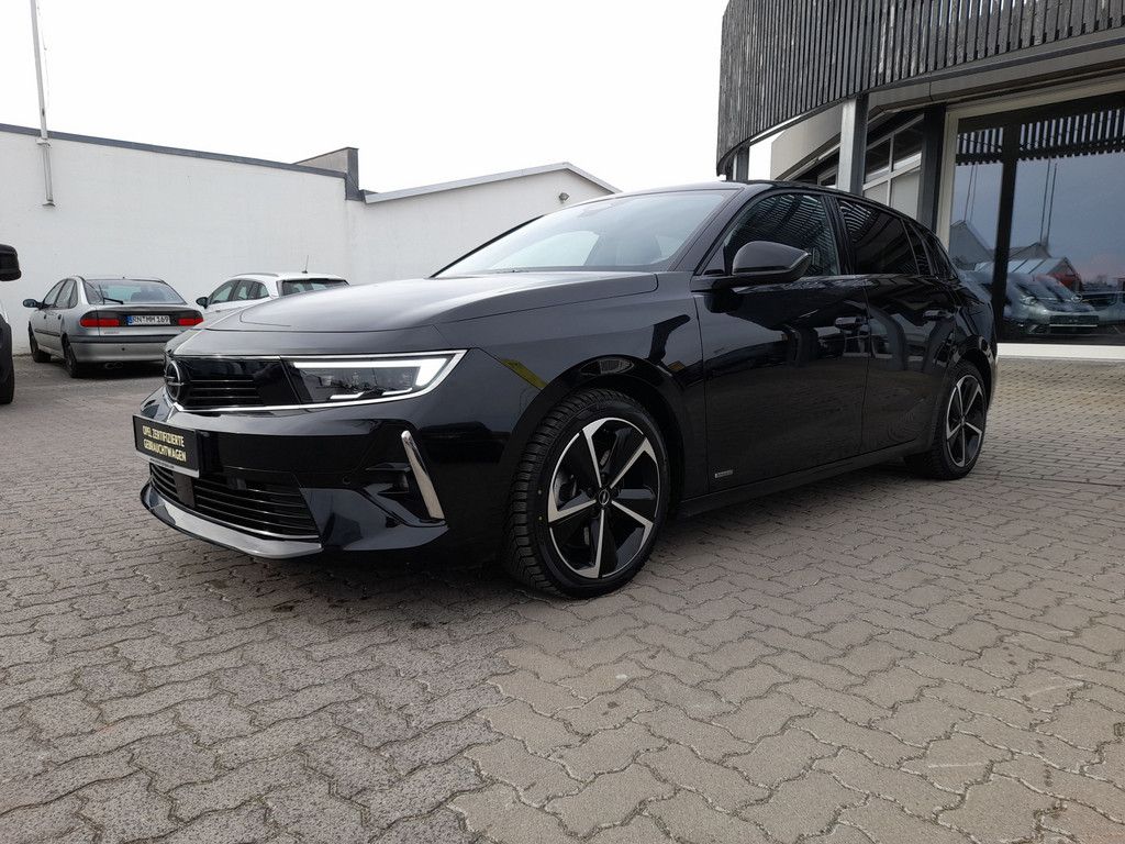 Opel Astra 2022