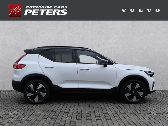 Volvo XC40 2025