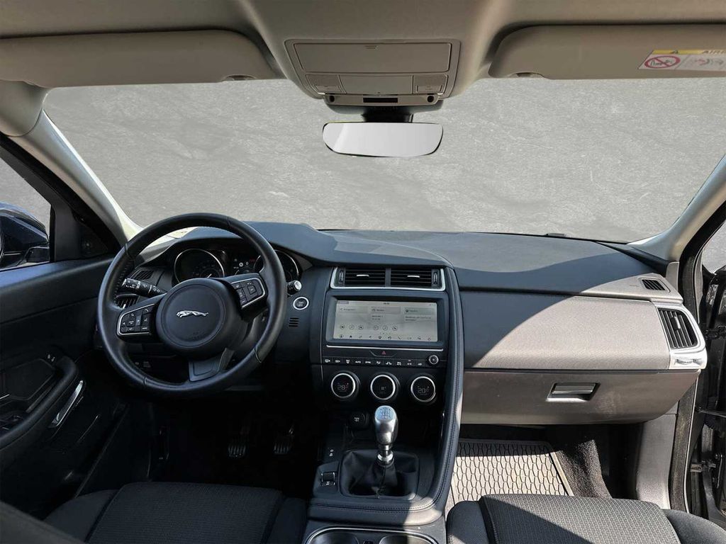 Jaguar E-Pace 2019