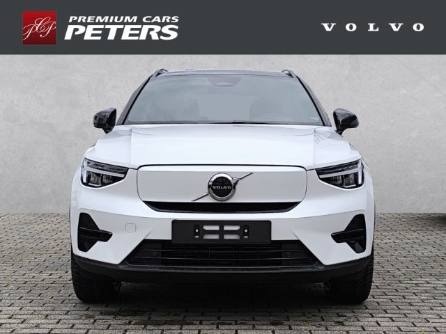 Volvo XC40 2025