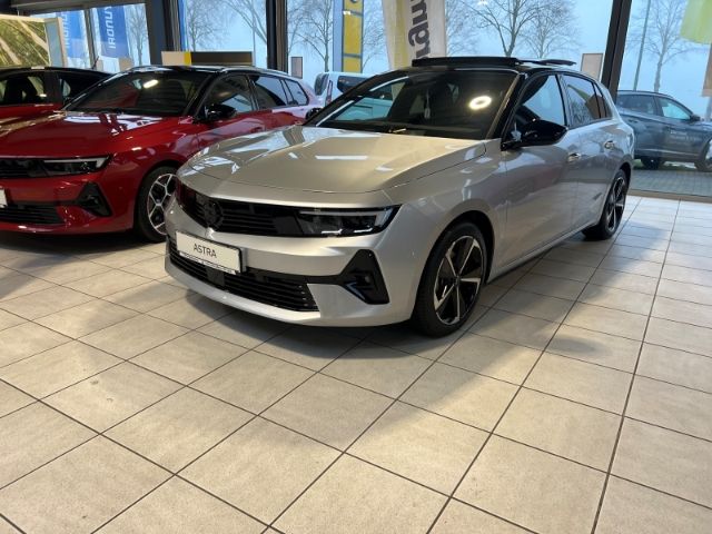 Opel Astra 2024