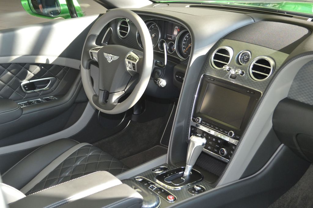 Bentley Continental GTC 2015