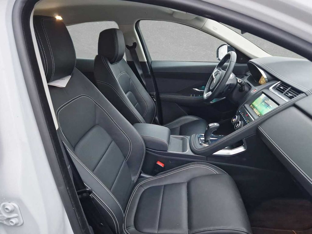 Jaguar E-Pace 2018