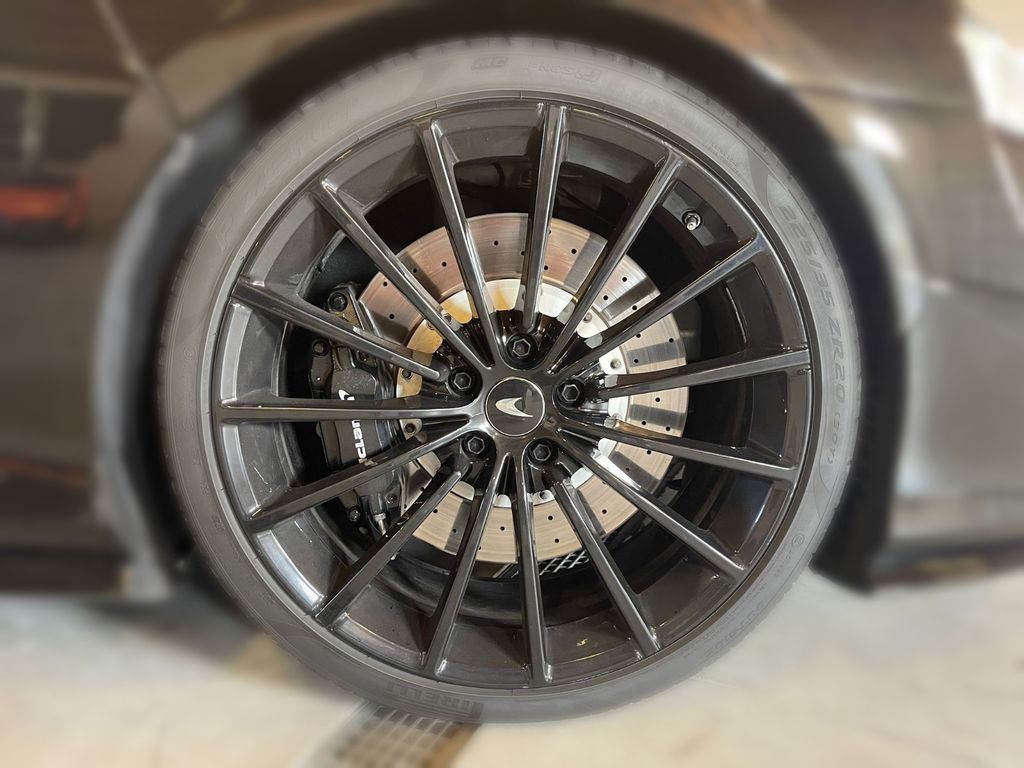 McLaren GT 2020